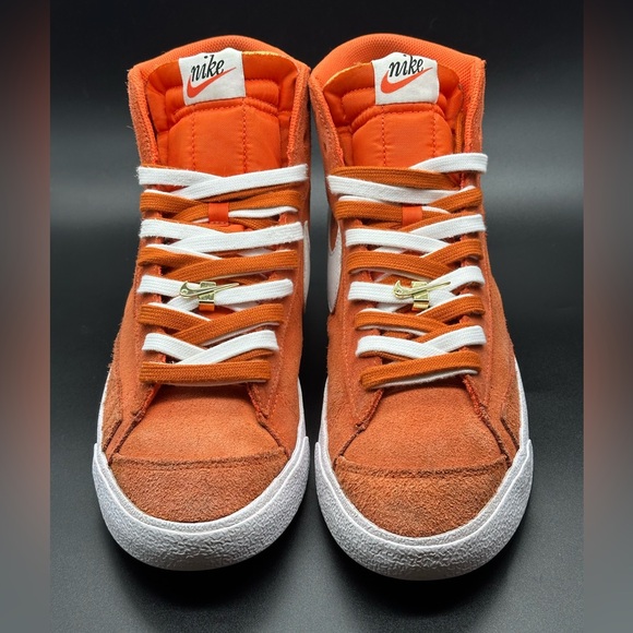 Nike Blazer Mid '77 - Picture 2 of 9